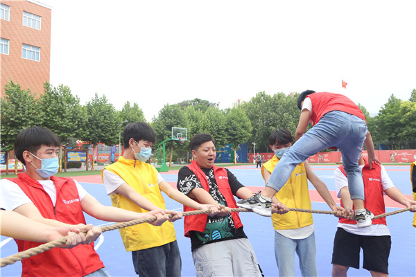 展現(xiàn)團(tuán)隊(duì)力量