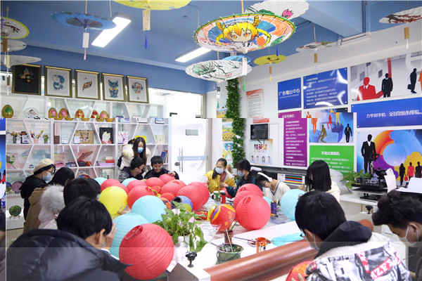 石家莊新華電腦學(xué)校