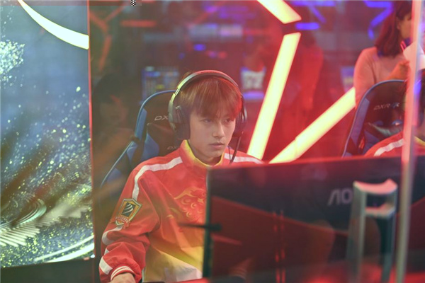 ʯ���f���A��X�WУ