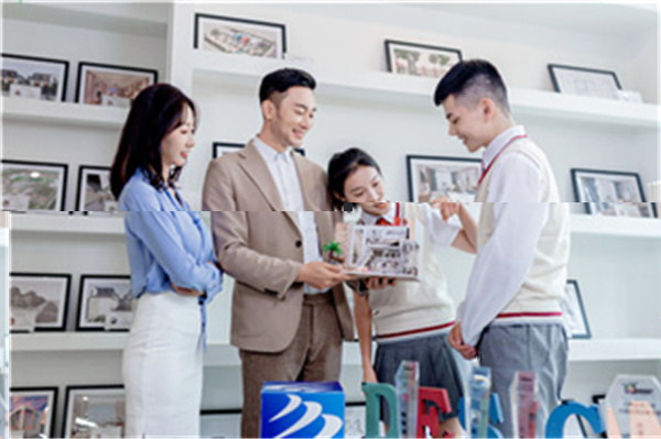 ʯ���f���A��X�WУ