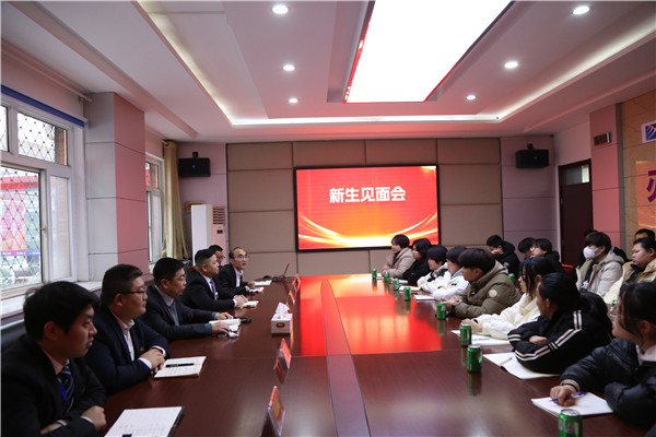 ʯ���f���A��X�W(xu��)У