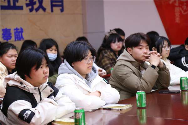 ʯ���f���A��X�W(xu��)У