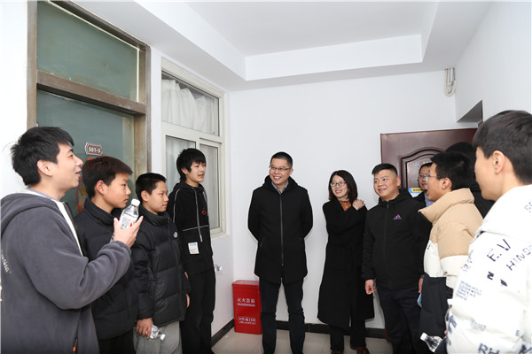 ʯ���f���A��X�W(xu��)У